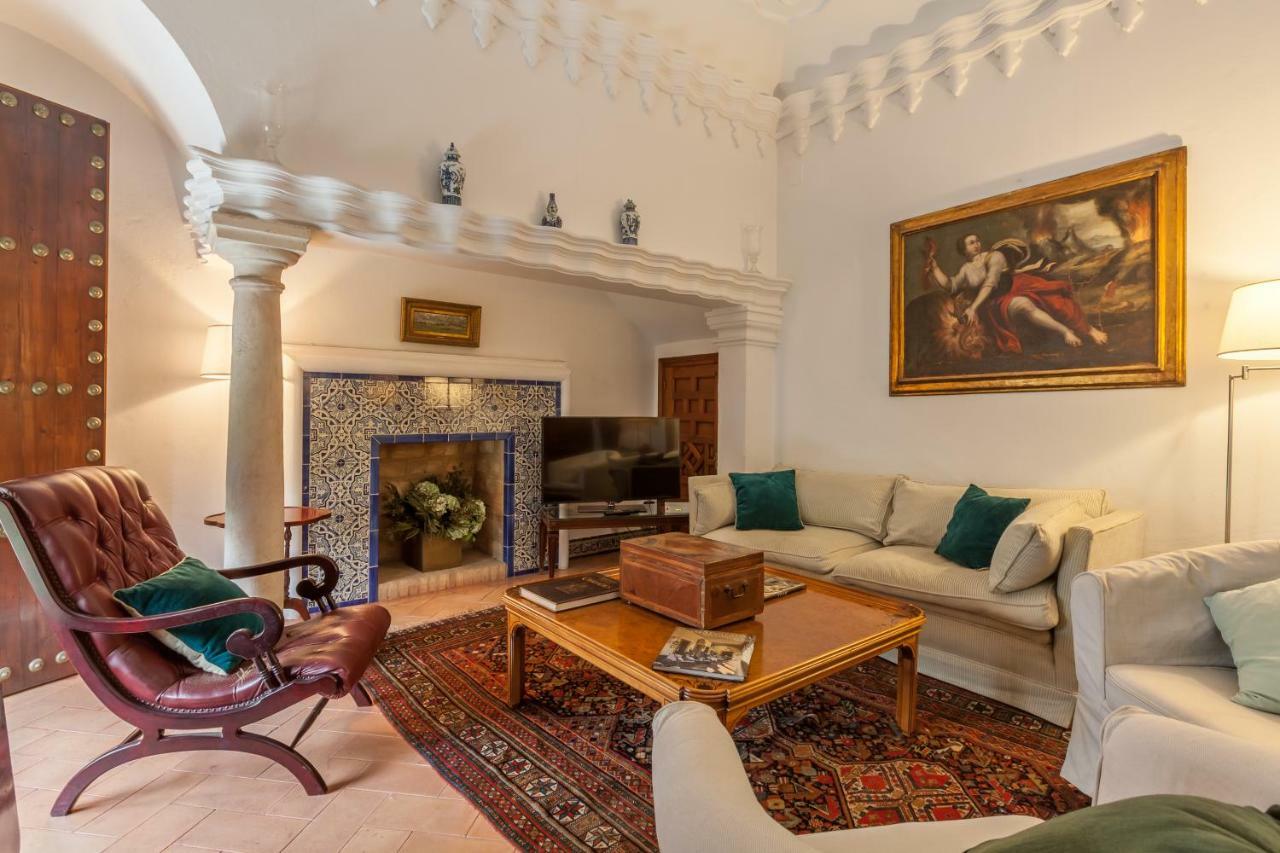 Villa Elvira, Exclusive Pool And Gardens In The Heart Of Sevilla Esterno foto