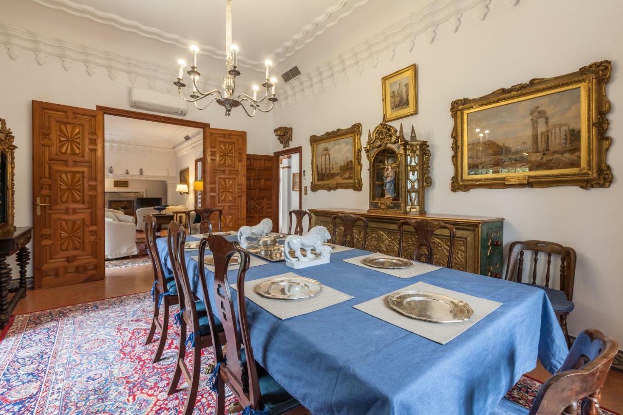 Villa Elvira, Exclusive Pool And Gardens In The Heart Of Sevilla Esterno foto