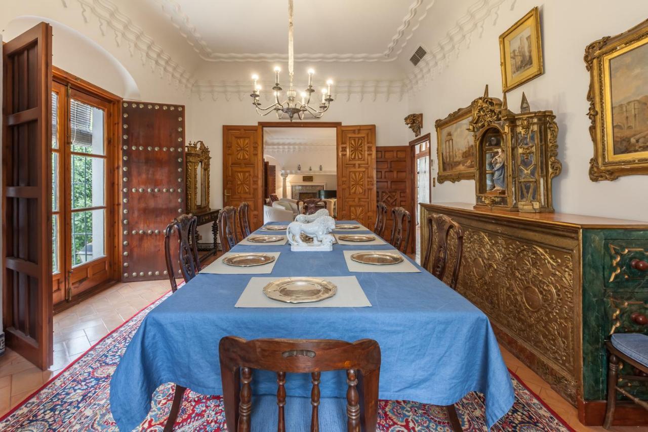 Villa Elvira, Exclusive Pool And Gardens In The Heart Of Sevilla Esterno foto